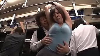 Amateur Couple Enjoys Sex On A Japanese Bus